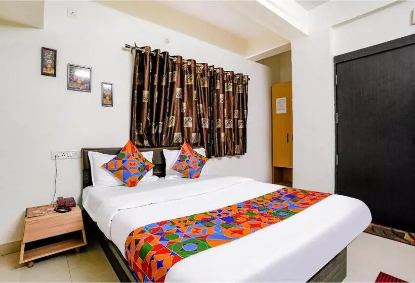 Fabhotel Komfort Inn   Nr Twin Tower