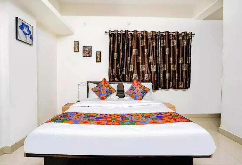 Fabhotel Komfort Inn   Nr Twin Tower
