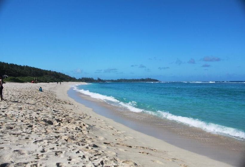 هتل Gite Des Acacias