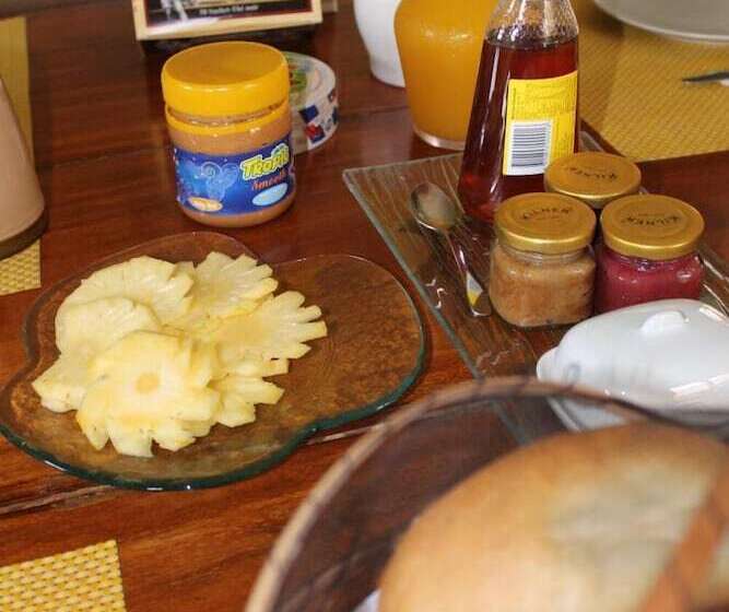 هتل Gite Des Acacias