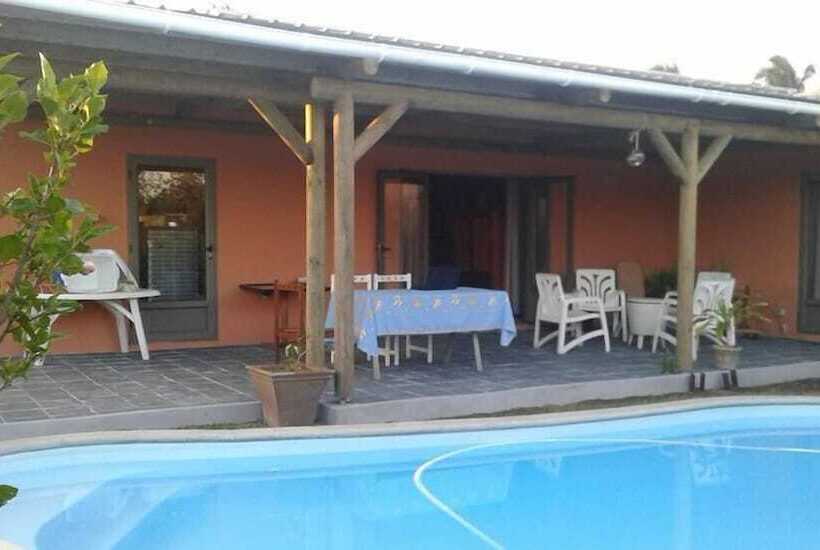 هتل Gite Des Acacias