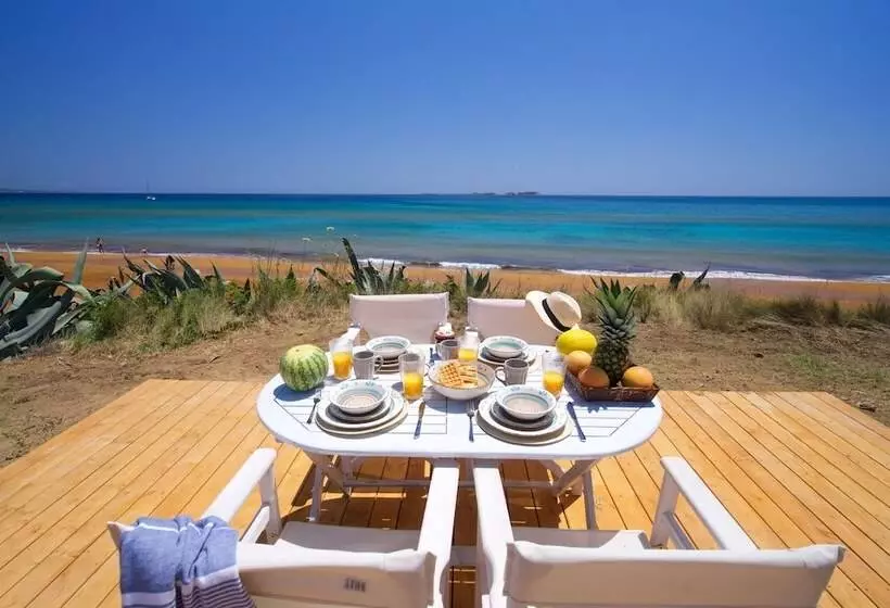 ホテル Grand Blue Beach Residences
