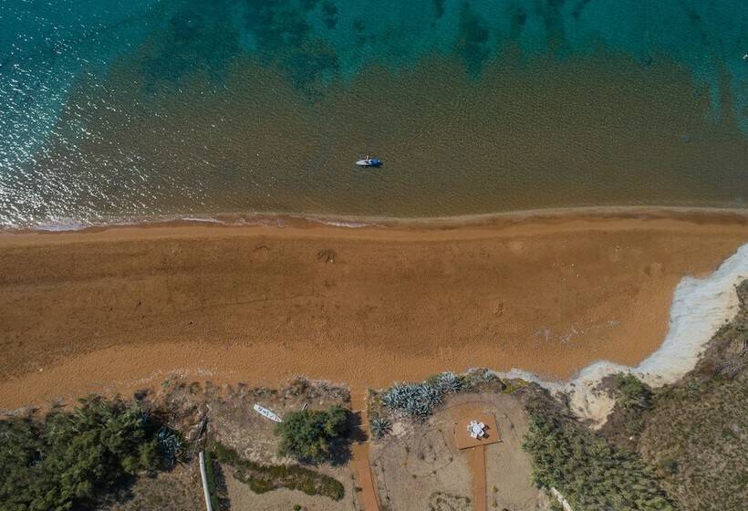 בית מלון כפרי Grand Blue Beach Residences