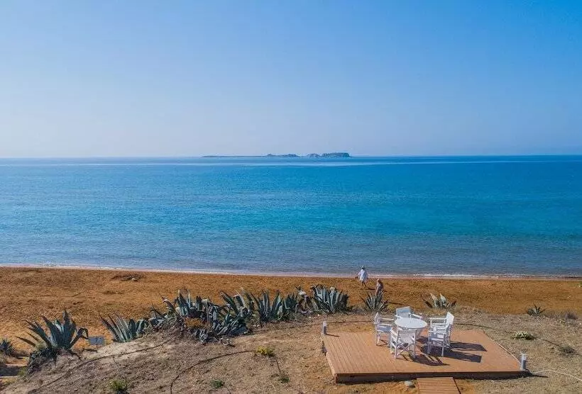 ホテル Grand Blue Beach Residences