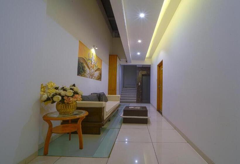 בית מלון כפרי Sri Sri Executive, Kolhapur