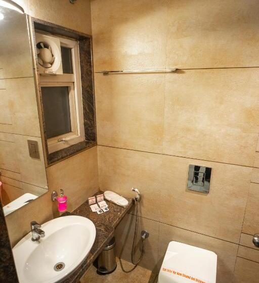 בית מלון כפרי Sri Sri Executive, Kolhapur