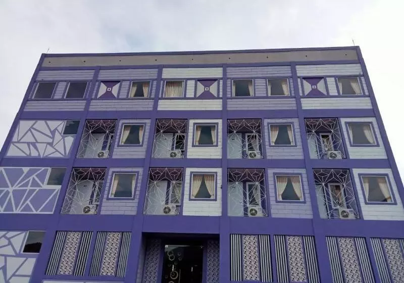 Ungu Hotel Garut