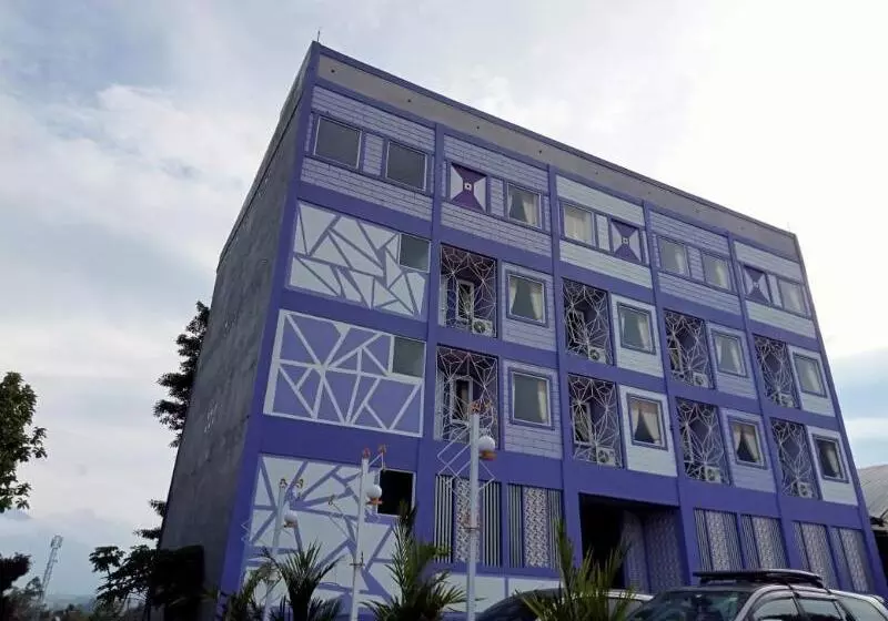 Ungu Hotel Garut