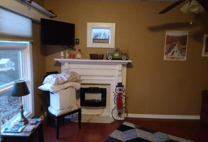 민박 Betty Lous Garden