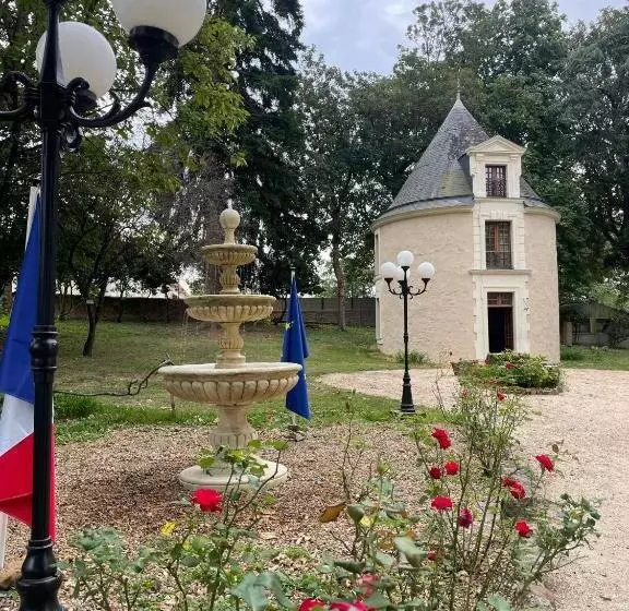 Aamiaismajoitus (B&B) Château De Montaupin