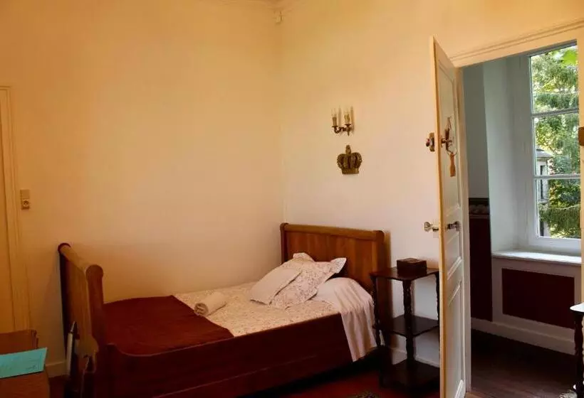 Aamiaismajoitus (B&B) Château De Montaupin