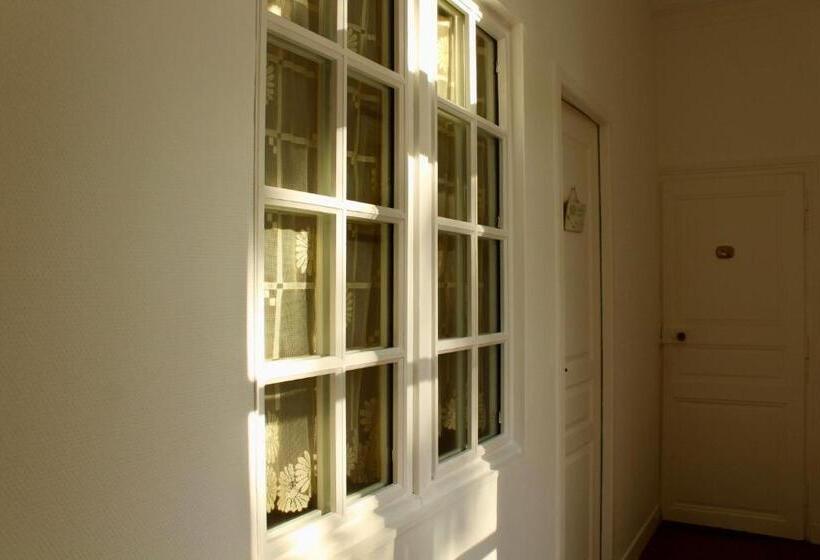 مبيت وإفطار Château De Montaupin