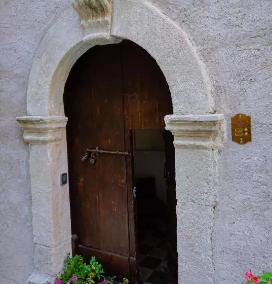 Aamiaismajoitus (B&B) Dimora Cavour