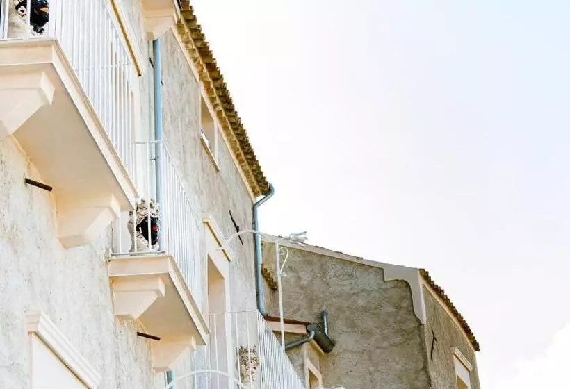 Aamiaismajoitus (B&B) Dimora Cavour