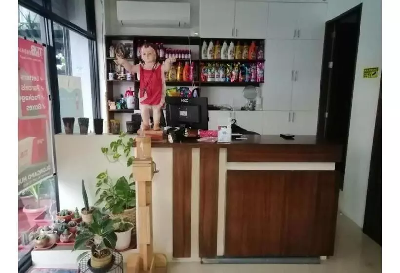 ホテル Capital O 811 Tri A S Building