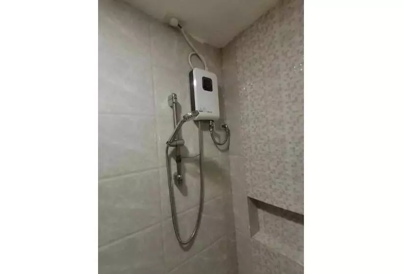 ホテル Capital O 811 Tri A S Building