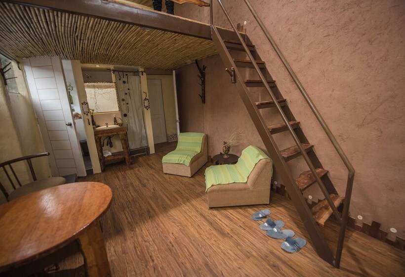 Hotel Eco Tampu   Andahuaylillas