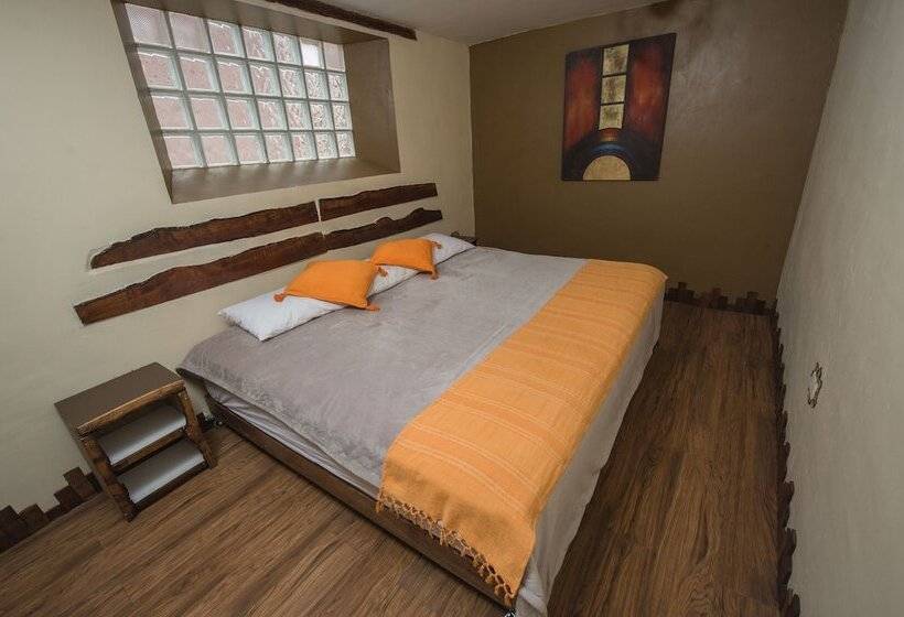 Hotel Eco Tampu   Andahuaylillas