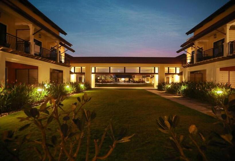 בית מלון כפרי Fairfield By Marriott Goa Benaulim