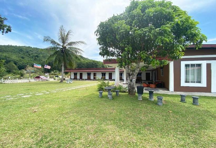 Hotel Oyo 90319 Ambong Bay Resthouse Homes