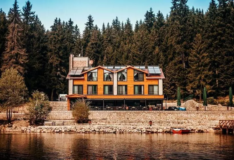 Hotelli Savsat Karagol