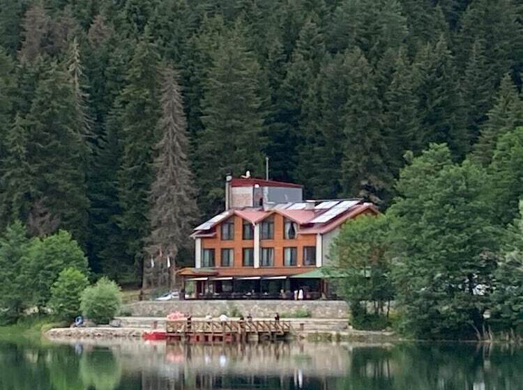 Hotel Savsat Karagol