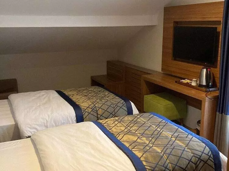 Hotelli Savsat Karagol