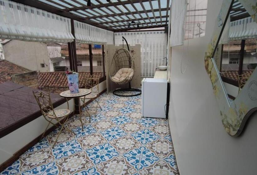 膳宿费 Ronda Hotel Boutique By Chat Noir