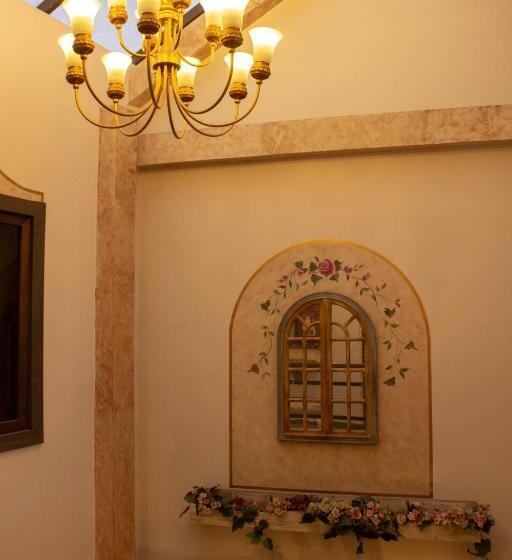 膳宿费 Ronda Hotel Boutique By Chat Noir