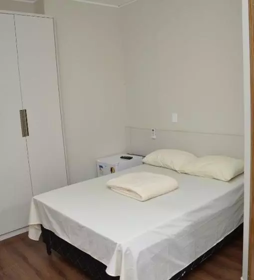 ペンション Pousada Posto Carvalho