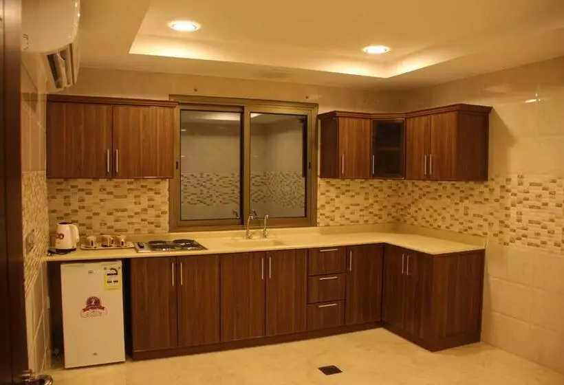 الجناح الأبيض للأجنحه الفندقية