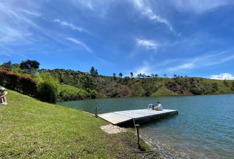 בית מלון כפרי Finca Villa Sofia