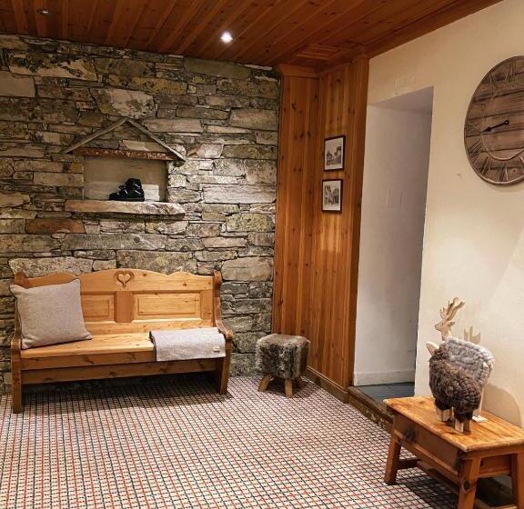 هتل Hôtel L Arbina