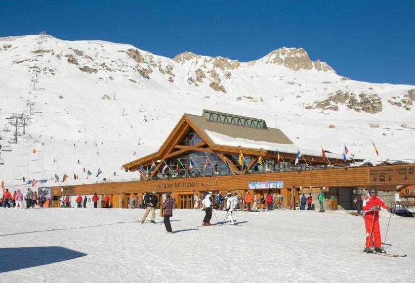 هتل Hôtel L Arbina