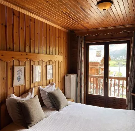 هتل Hôtel L Arbina
