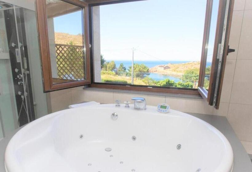 پانسیون A Ballenera De Caneliñas