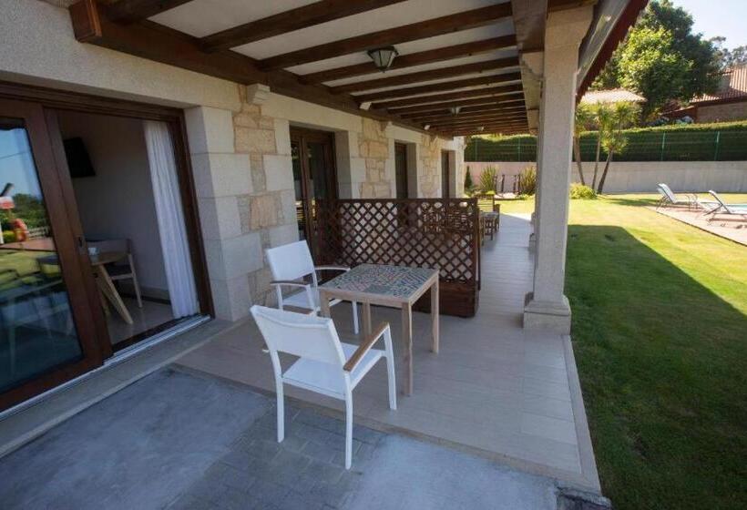 پانسیون A Ballenera De Caneliñas