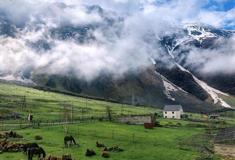 پانسیون Arte In Kazbegi