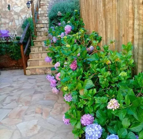 Majatalo Pousada Cantinho Das Fadas