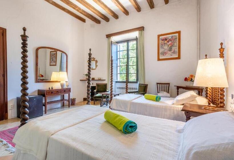 Pensió Son Vivot   Doble Estandar