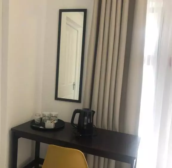ペンション Spring Acres Guesthouse