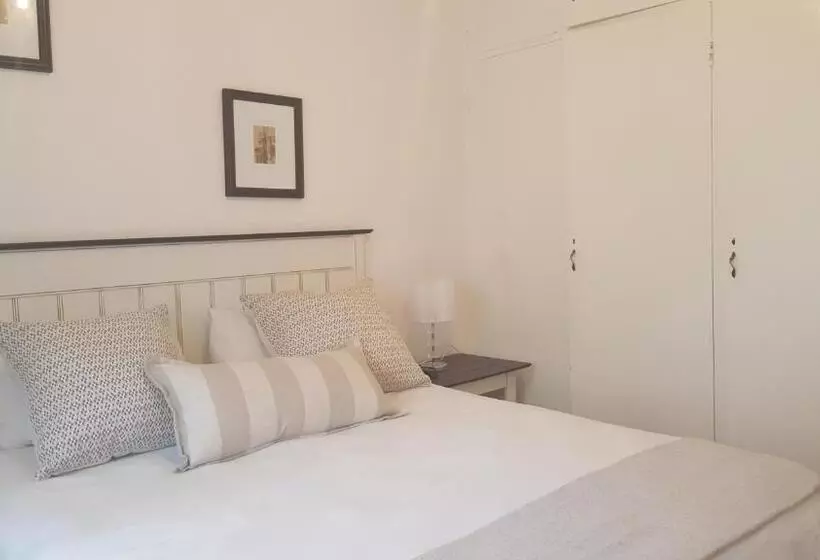 ペンション Spring Acres Guesthouse