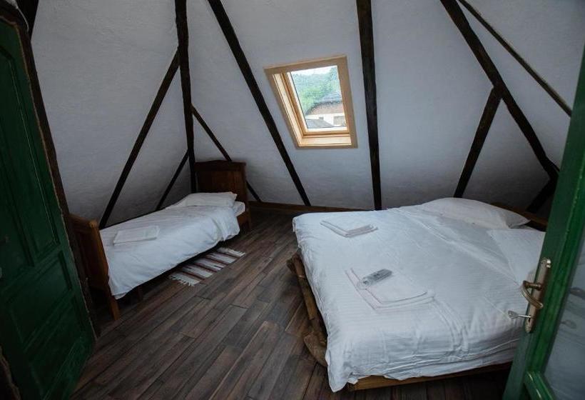 Pensiunea Tăul Zânelor