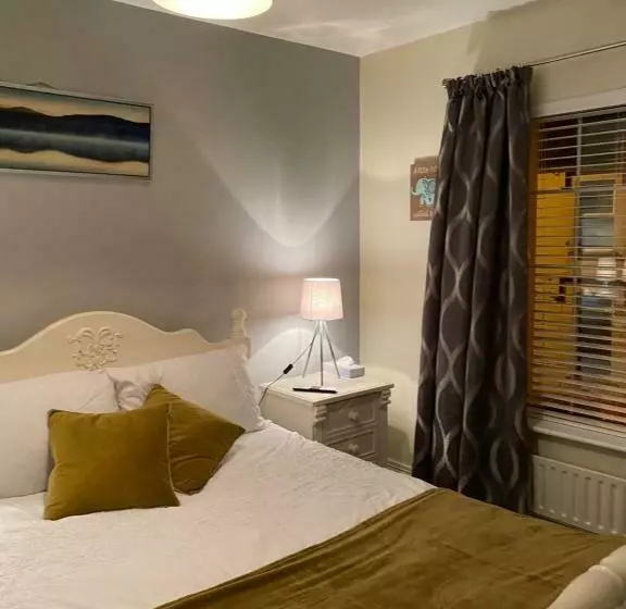 ベッドアンドブレックファースト The Strand Guest House