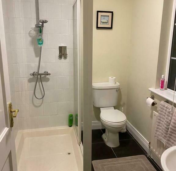 住宿加早餐  The Strand Guest House