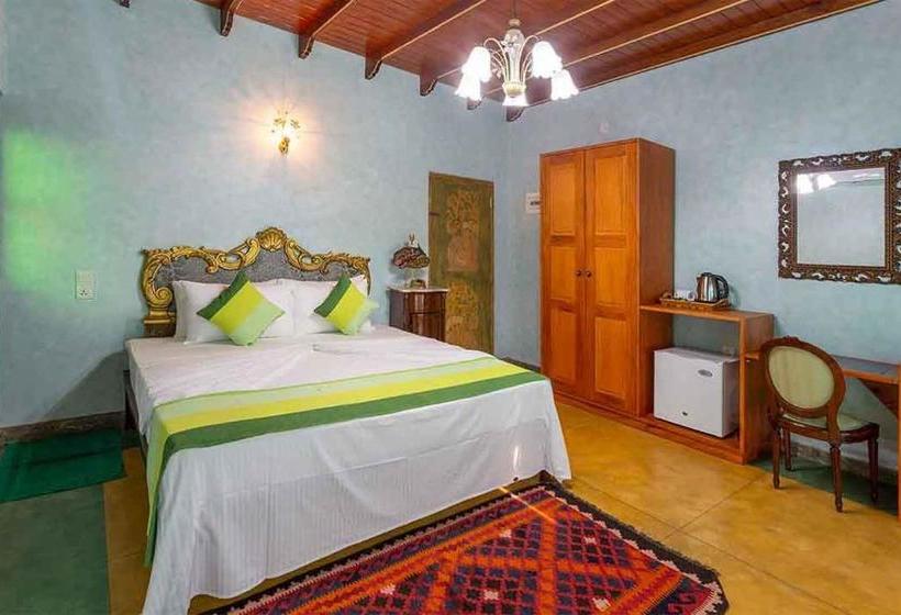 مبيت وإفطار Villa Carla