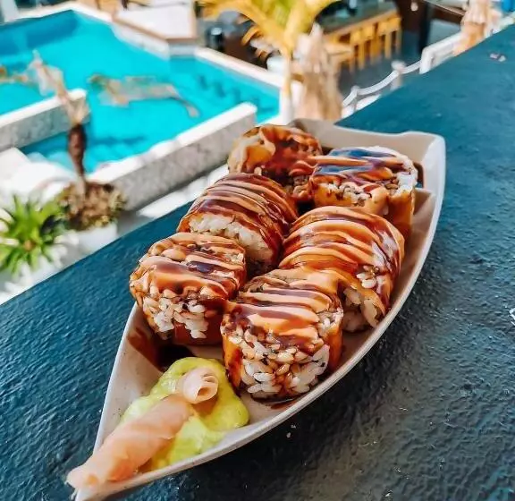 هتل Aqua Marina Beach Club