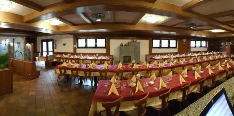 Hotelli Camping Canè In Fiore