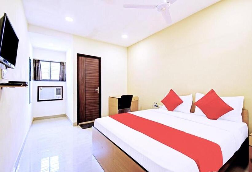Отель Elite Inn Ultadanga Inn Kolkata   Couple Friendly