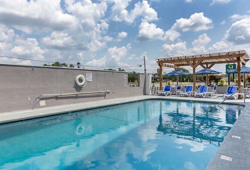 فندق Quality Inn & Suites Spring Lake Fayetteville Near Fort Liberty